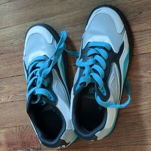 Fuego Low tops B dash 7